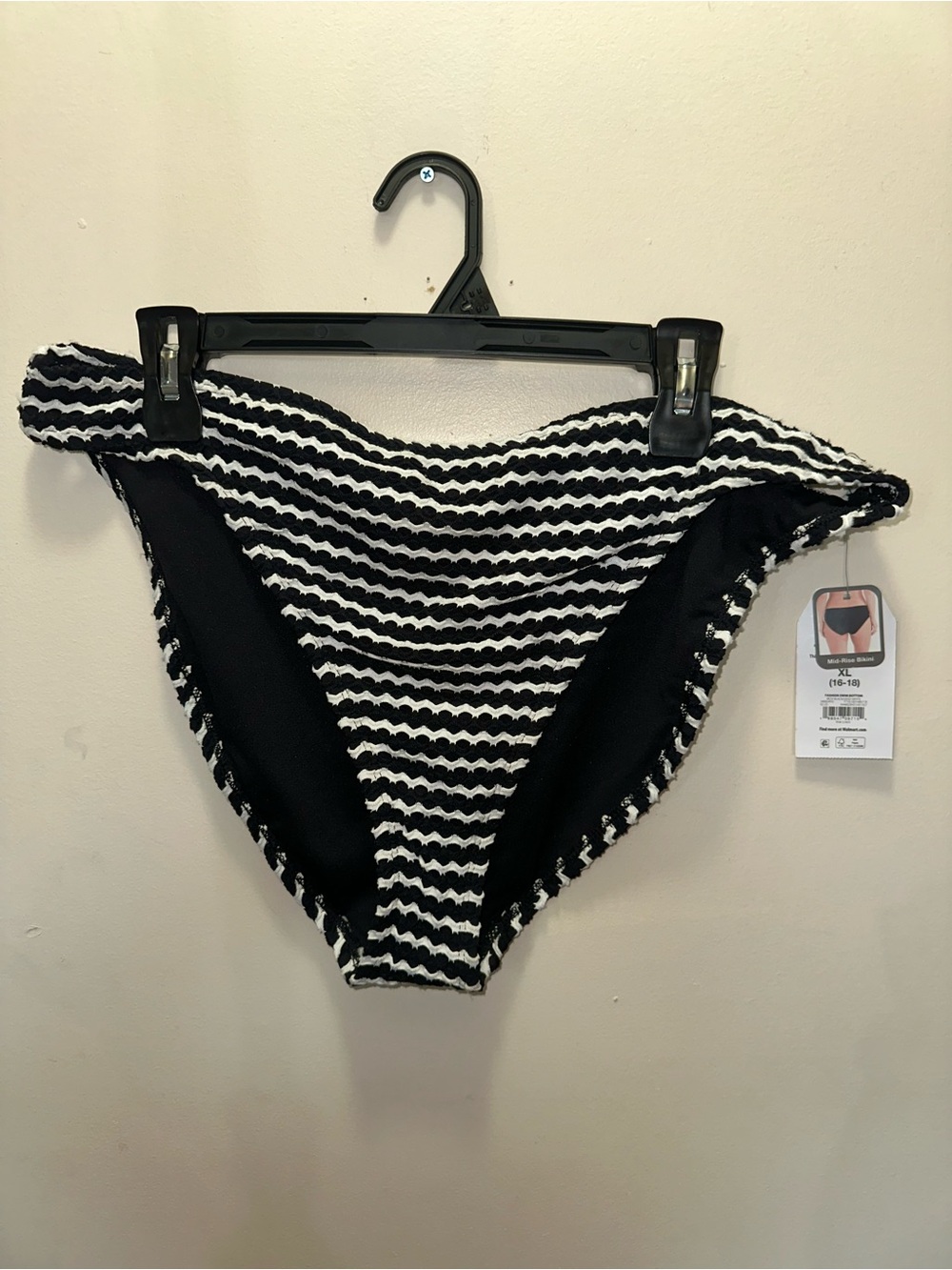 Black & White Mid-Rise Textured Bikini Bottoms